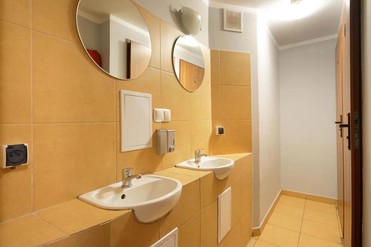 Najtansze Noclegi Rybna 9 Lodz  Luaran gambar